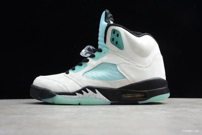 Jordan CN2932-100 Island 5 Green Air 0731